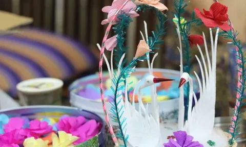 Gặp gỡ gia đình cuối cùng ở Hà thành giữ nghề làm thiên nga bông - đồ chơi Trung thu “xa xỉ” một thời
